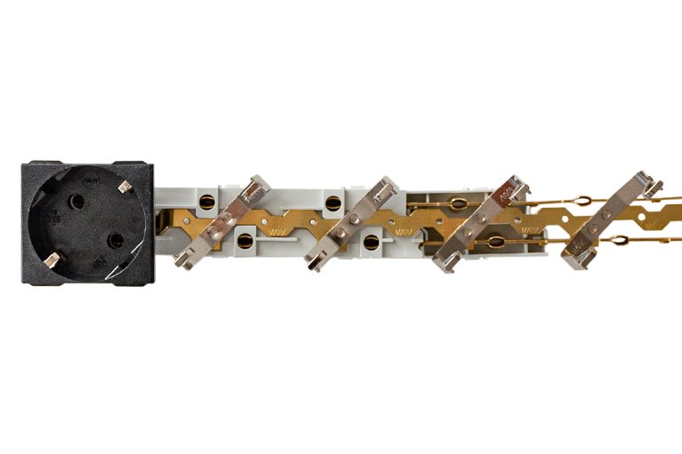 Evoline Apsa 6000 ciabatta elettrica professionale dettaglio sbarra continua in ottone
